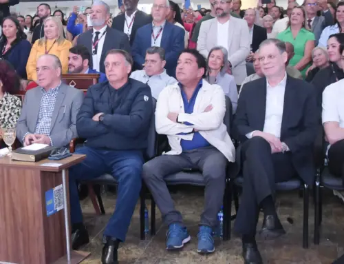Jair Bolsonaro se emociona na Convenção Global 2025